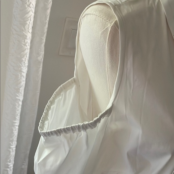 Saks Fifth Avenue White Long-Sleeve Cold-Shoulder Shirt Large - Picture 4 of 11